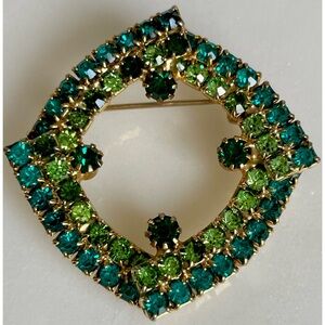 Green Crystal rhinestone Decorative Brooch - Elegant Sparkling Pin
